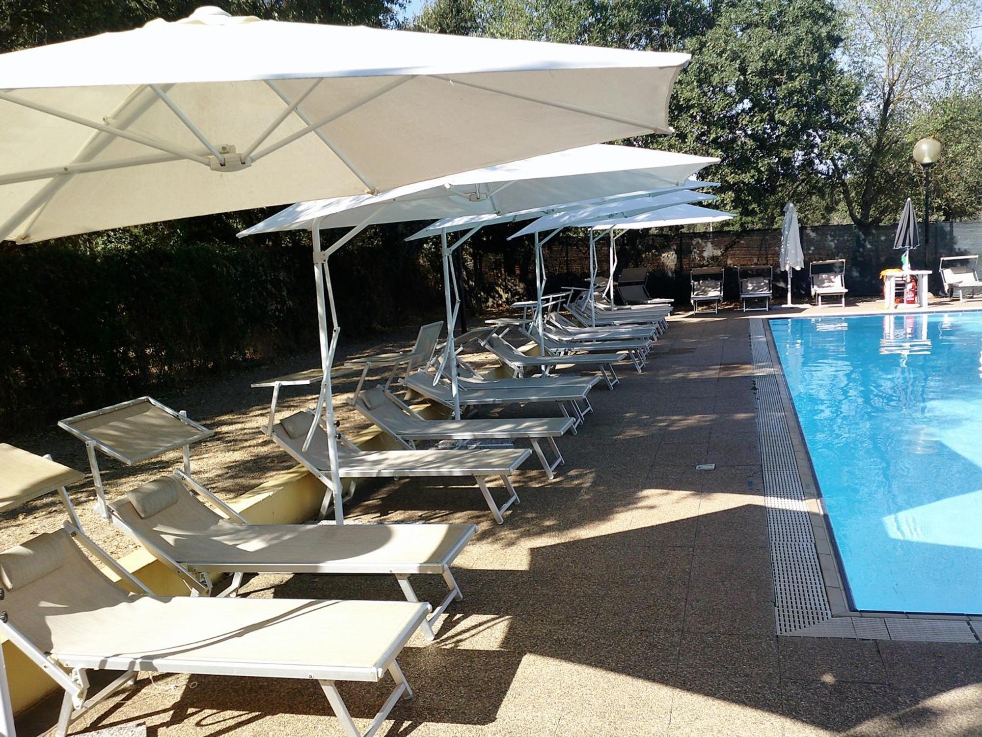 Nuraghe Ruiu Camping & Bungalow Norbello Exterior photo